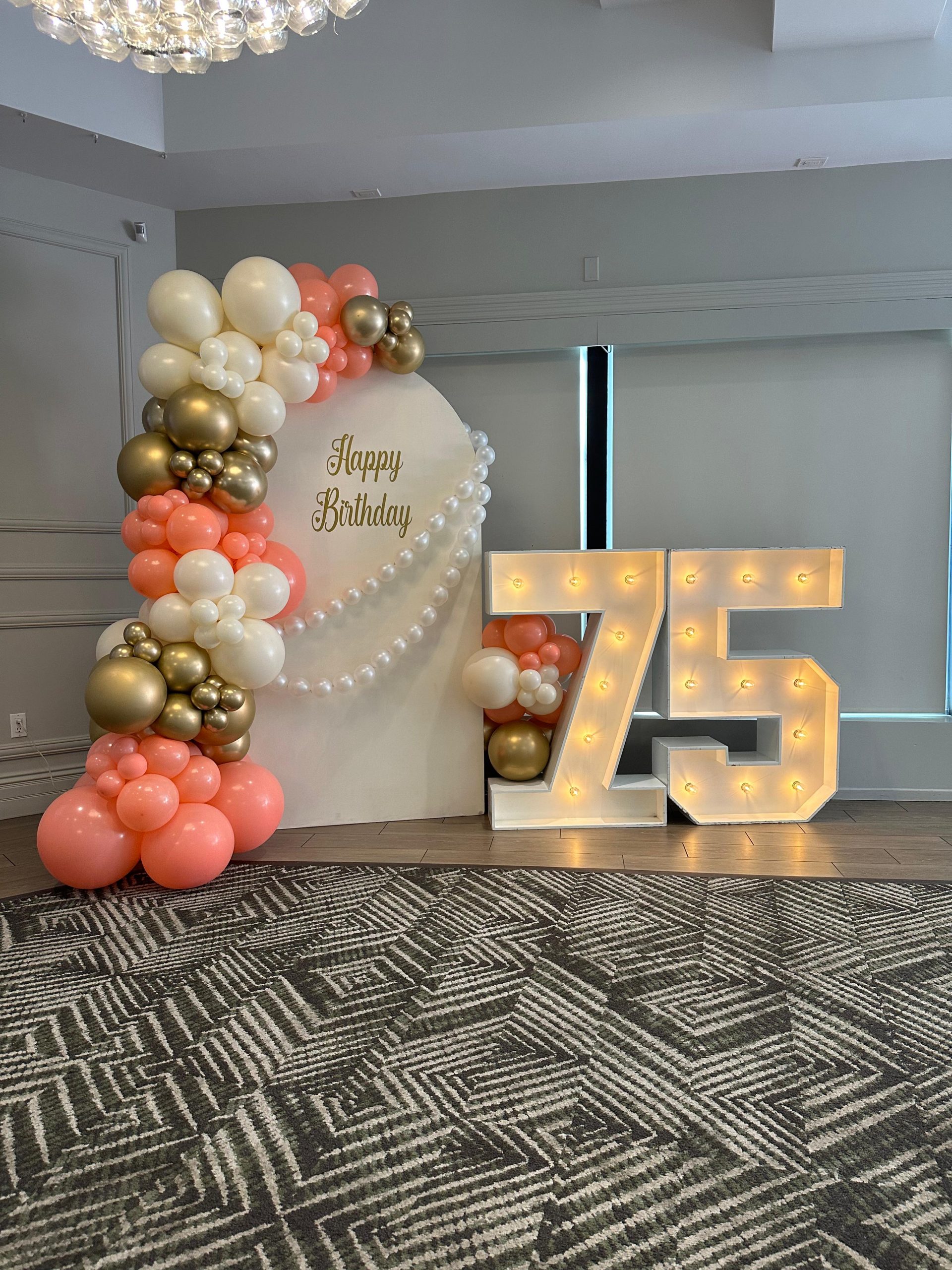 Fancy Nanci Balloons Balloon Decor gallery image 8