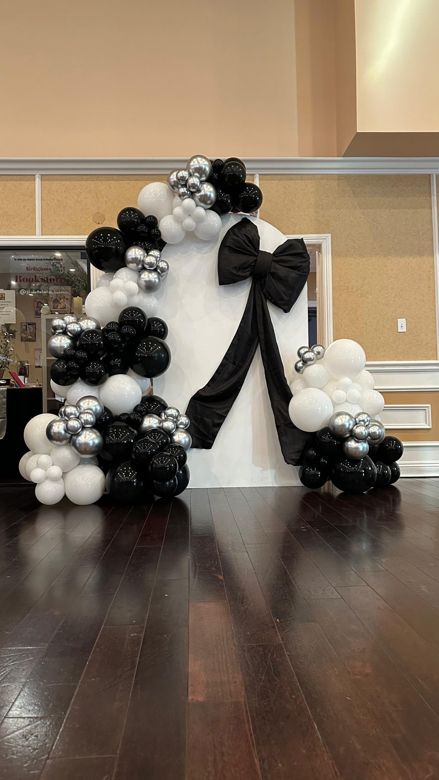 Luxury balloon decor and event styling by Fancy Nanci Balloons