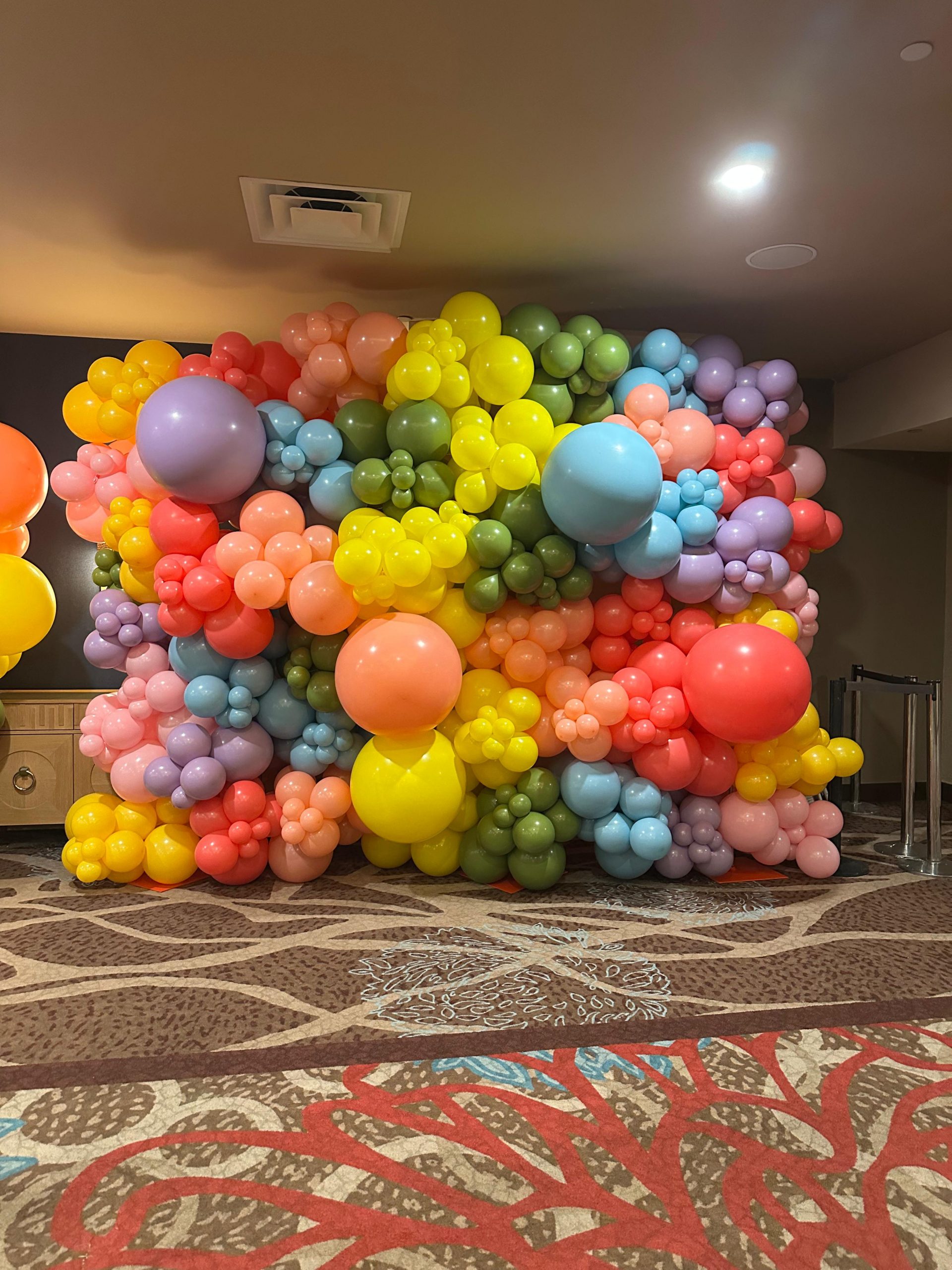 Fancy Nanci Balloons Balloon Decor gallery image 5
