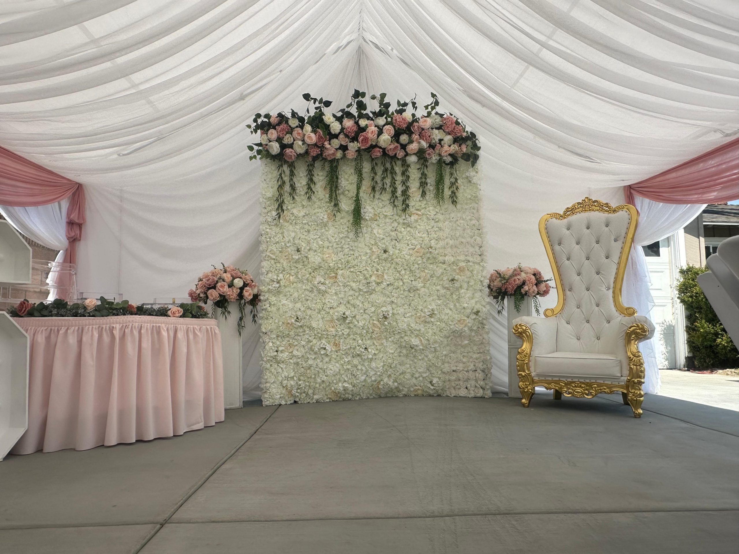 Fancy Nanci Balloons Rental Inventory gallery image 65