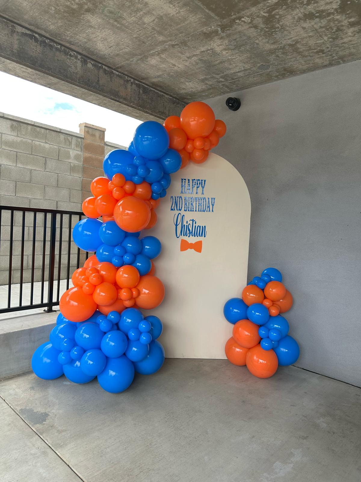 Fancy Nanci Balloons event balloon decoration in Whittier CA
